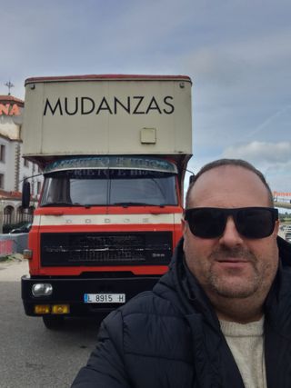 Mudanzas y transportes: Camión
