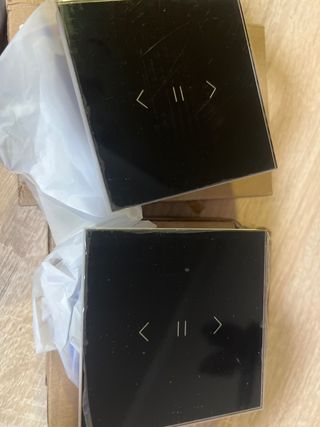 2 interruptores inteligentes de persianas WiFi