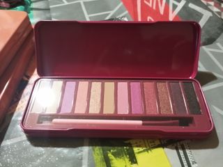 3 estuches diferentes