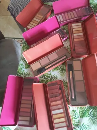 3 estuches diferentes