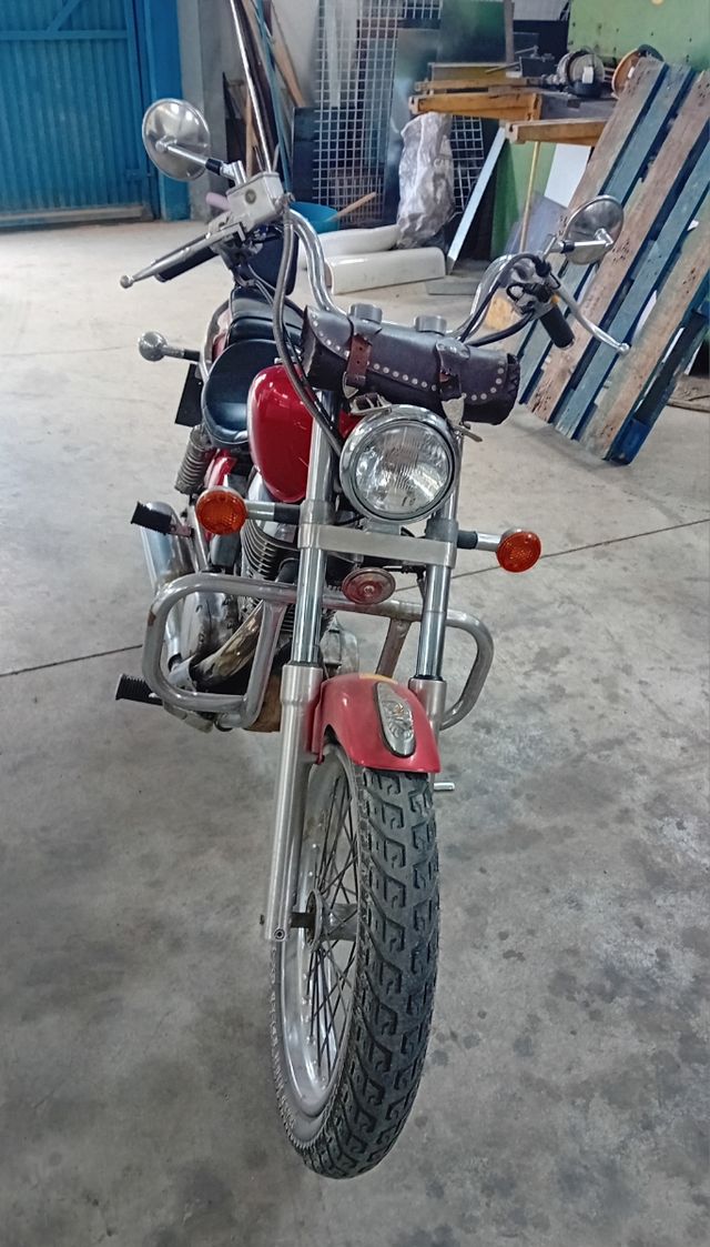 Moto Suzuki Savage 650 cc