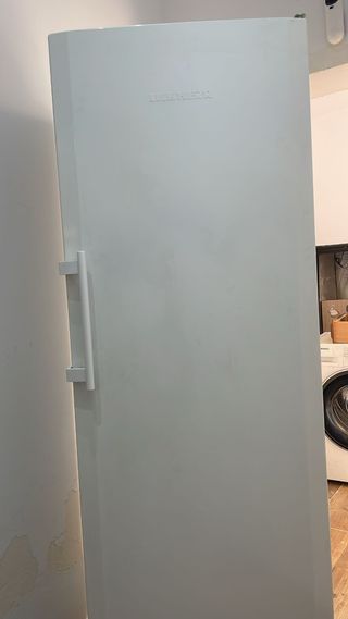 Nevera Liebherr grande, impecable
