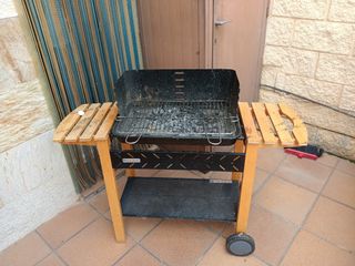 Barbacoa exterior usada