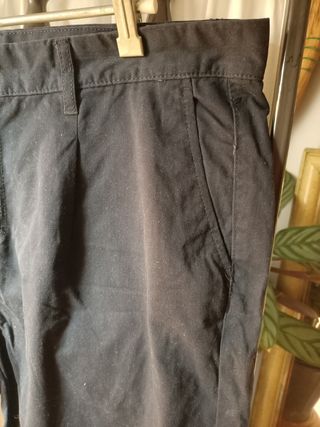 Pantalón chino negro