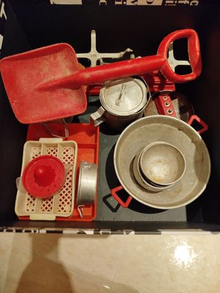 Giocattoli antichi: cucina e bilancia