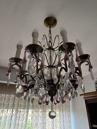 Lampara techo cristal morada 8 luces. VALENTI