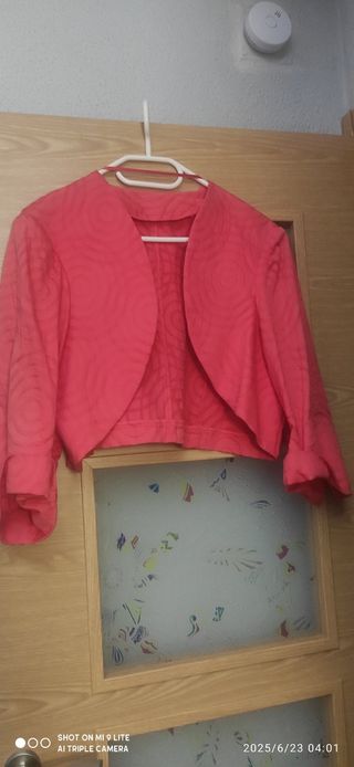 Chaqueta torera roja
