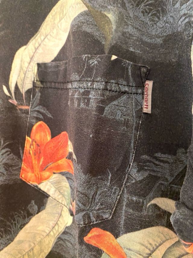 Camiseta Carhartt flores - Talla L