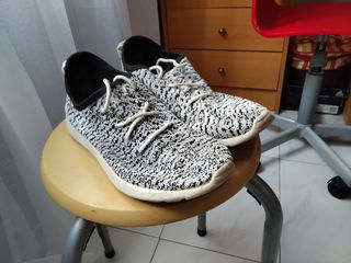 Zapatillas Blancas/Negras