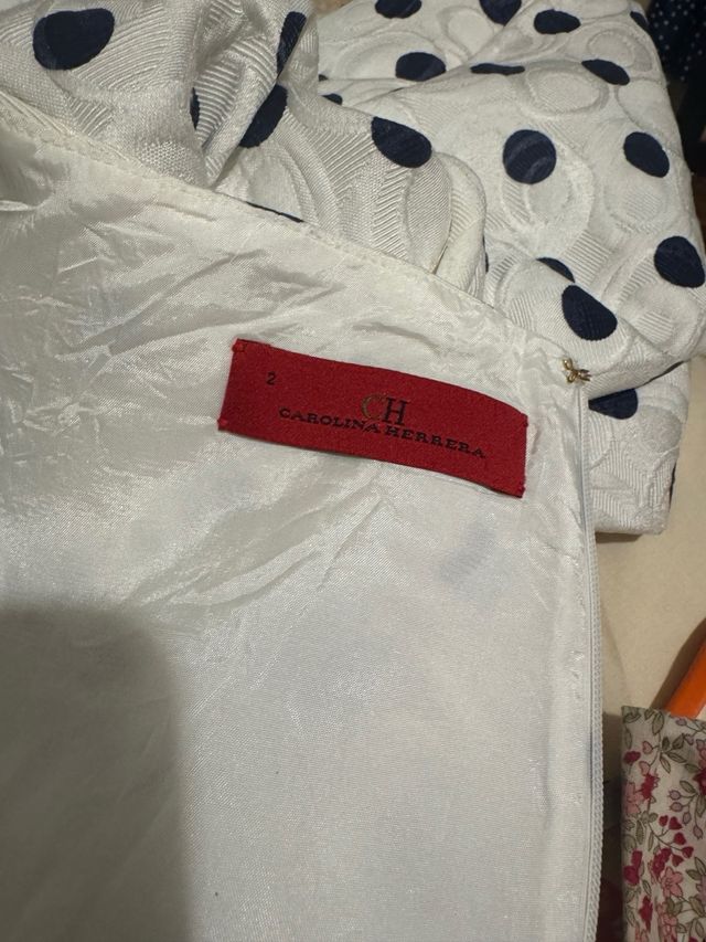 Vestido Carolina Herrera lunares blanco-negro