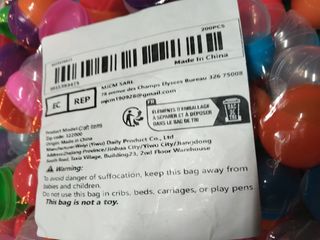 200 Mini-Huevos de Plástico