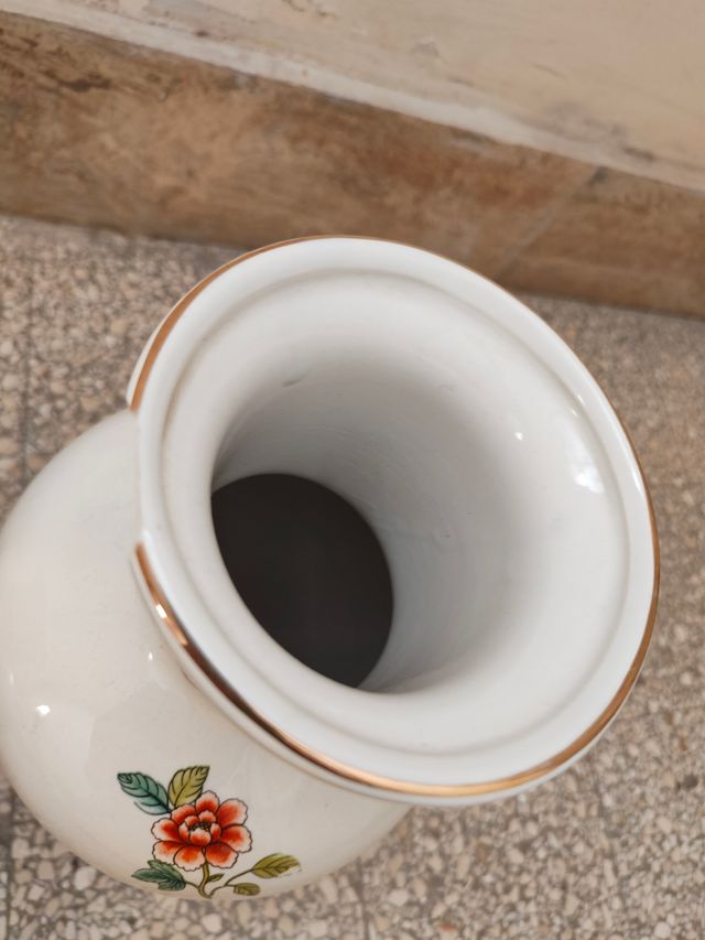 Vasi giapponesi decorati