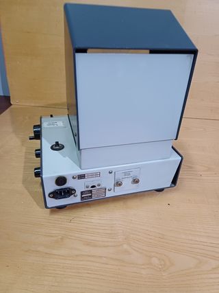 Microscopio MAG-23 Bering Institut