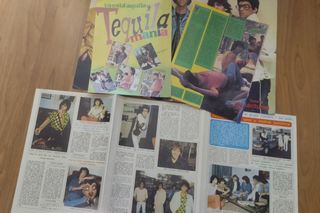 Lote de posters grupo musical Tequila, y reportaje