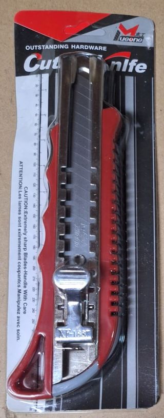 Cutters metálicos de 18 mm. NUEVOS a estrenar.