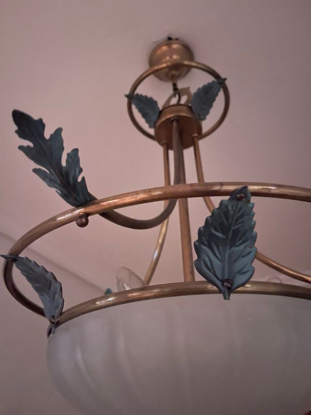 Lampada da soffitto vintage dorata