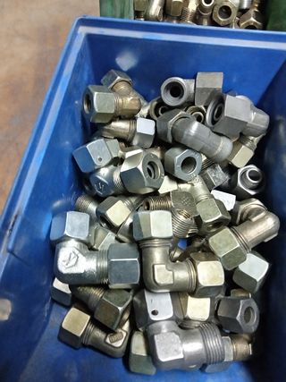 Lote de racores de diferentes medidas: ¡nuevos!