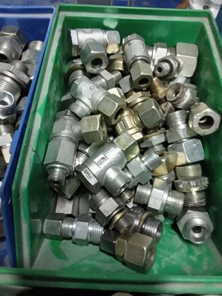 Lote de racores de diferentes medidas: ¡nuevos!