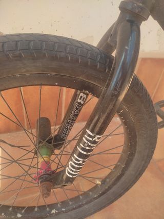 Bicicleta BMX calle


