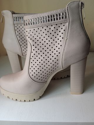 Botines beige plataforma mujer T.38