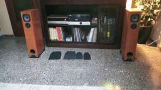 Altavoces Rega RS5 Marrón