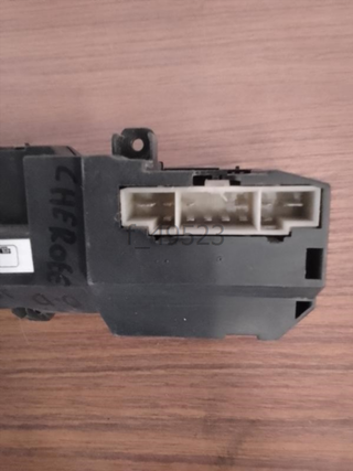 Mando elevalunas delantero derecho Jeep Gr