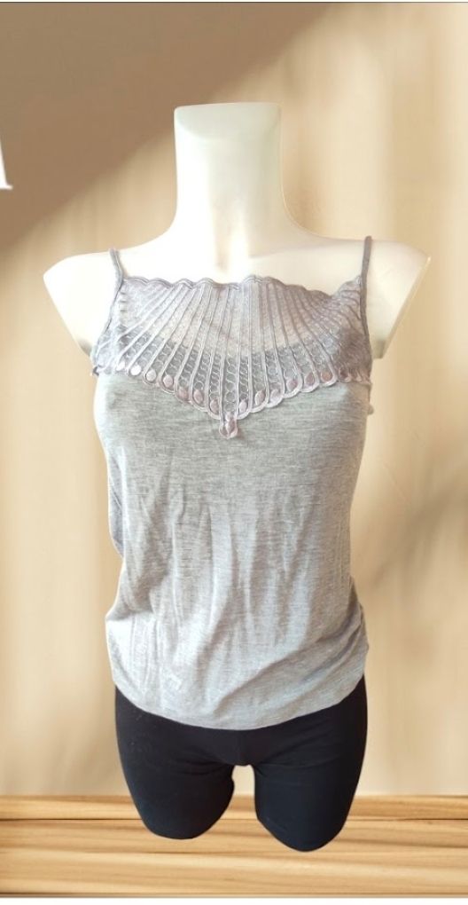 Camiseta tirantes gris - básica