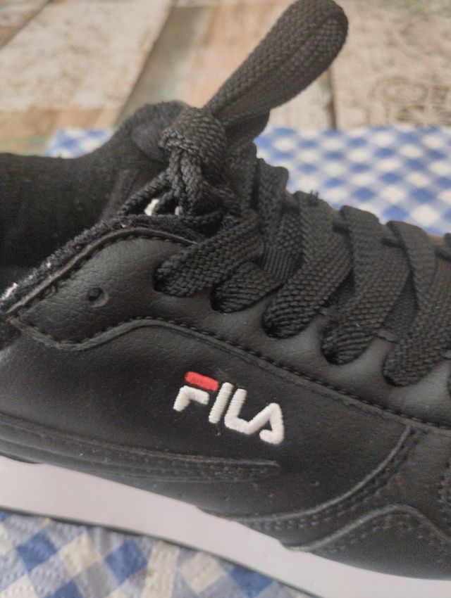 Sneakers Fila nere donna