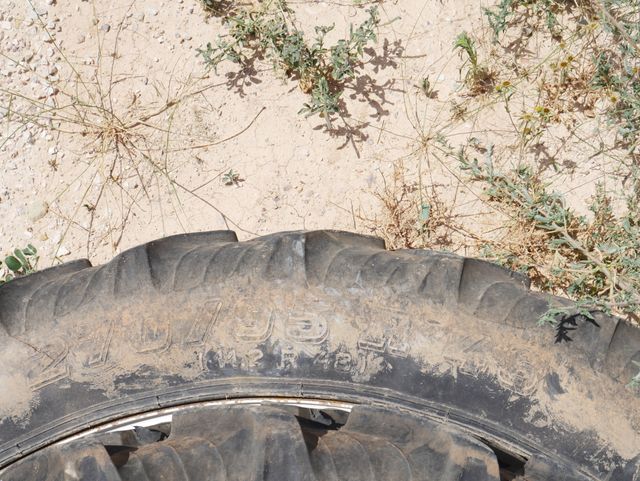 Ruedas de tractor agrícolas de segunda mano 270/95