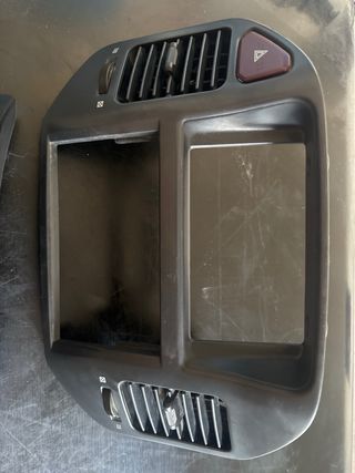 Consola central Montero V60