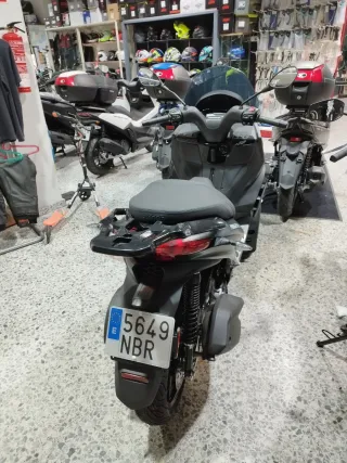 Piaggio MP3 310 Sport - Negro Mate