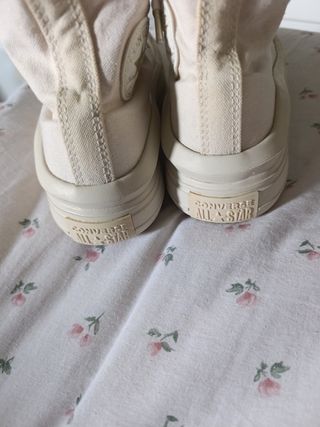 Converse Chuck Taylor plataforma beige