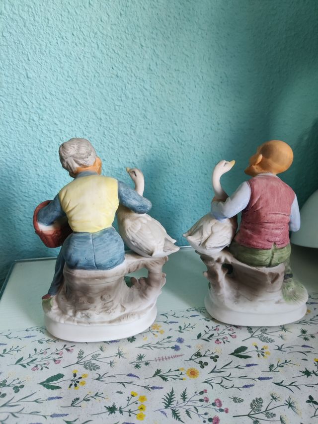 Pareja ancianos con gansos - Decoración