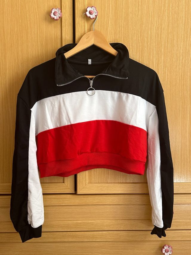 Sudadera corta tricolor
