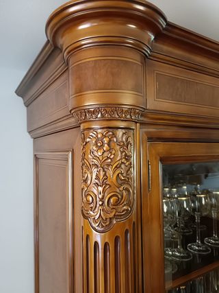 Vitrina madera maciza 2 cuerpos