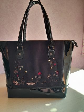 Borsa nera ricamata 37x28x13,5 cm