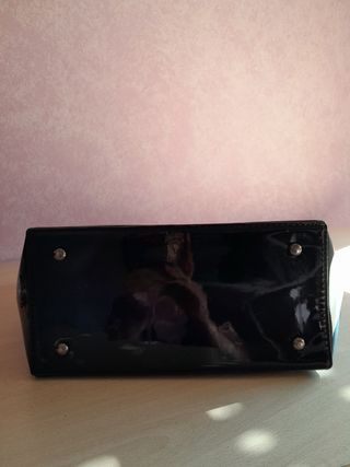 Borsa nera ricamata 37x28x13,5 cm