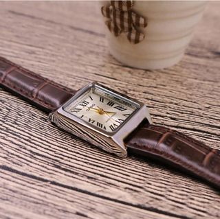 CASIO LTP-V007L-9B: ELEGANCIA QUE HABLA POR TI