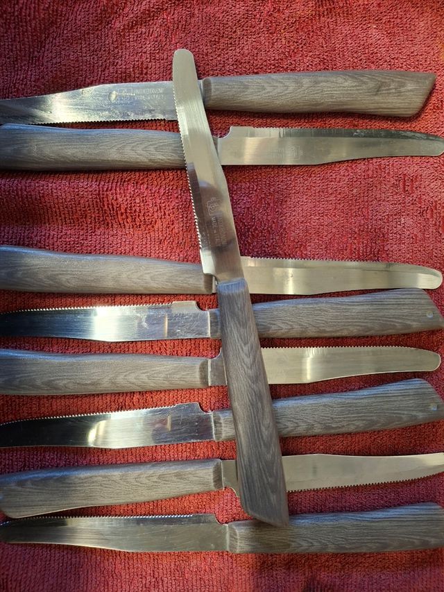 10 Coltelli Marinetti 1860