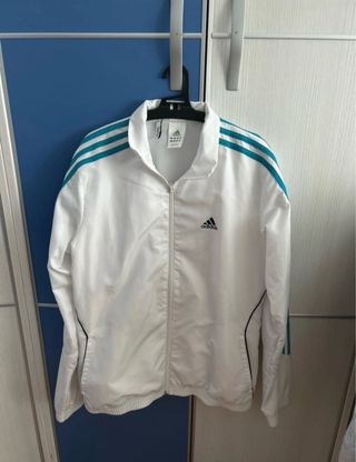 Chaqueta Adidas ClimaLite blanca y azul