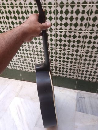 Guitarra acústica vintage