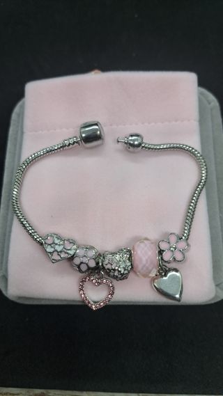 Pulsera con charm corazon