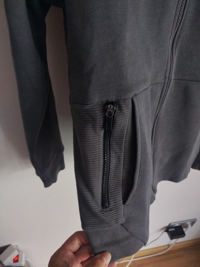 Sudadera con capucha gris Macron Talla M Poco uso!