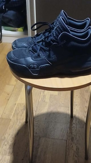 Zapatillas Jordan 2 negras