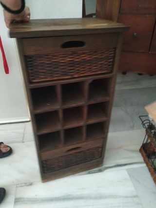 Botellero madera con cestas