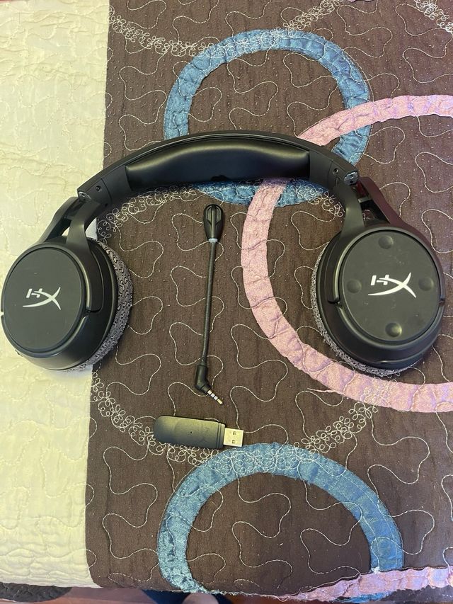 HyperX Cloud Flight S wireless