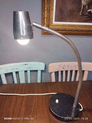 Lámpara vintage flexo metal