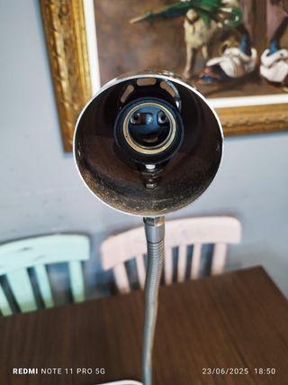 Lámpara vintage flexo metal