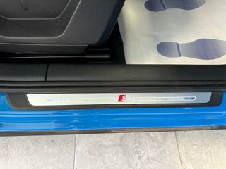 AUDI Q2 S line 30 TDI