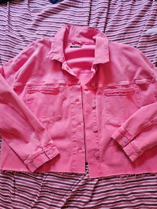 Chaqueta vaquera rosa
